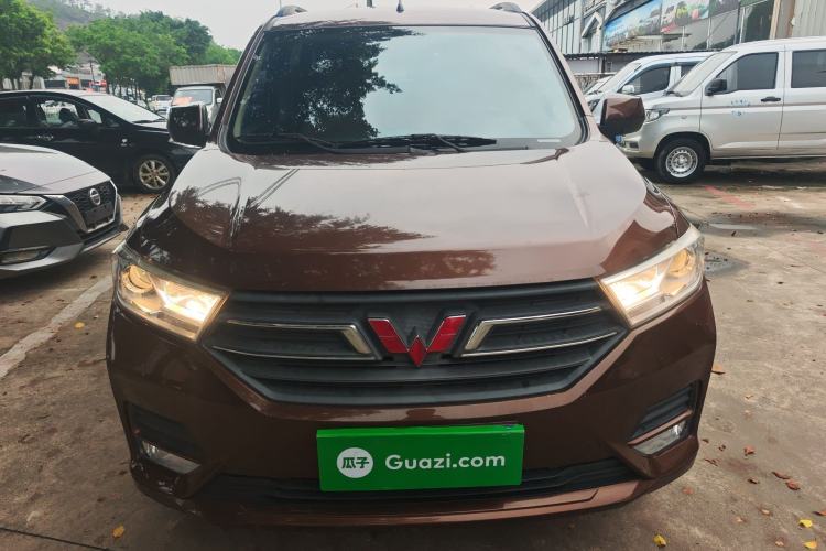 Used Wuling Hongguang 2019 1.5L S Comfort Edition China VI LAR