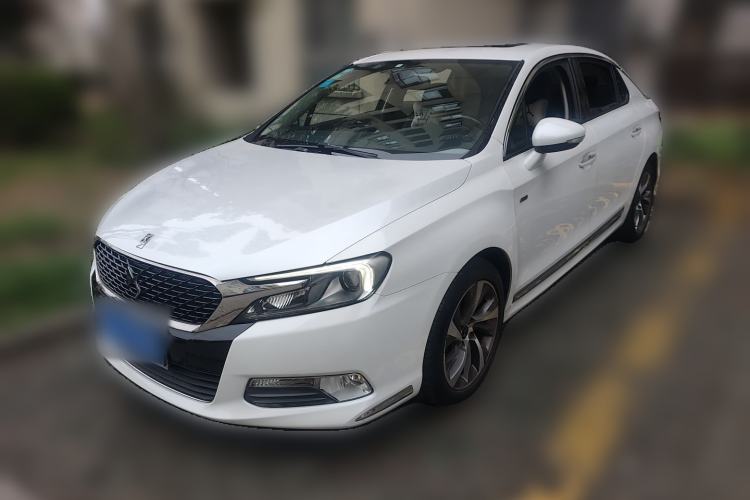 Used DS 5LS 2014 1.6T Luxury Edition THP160