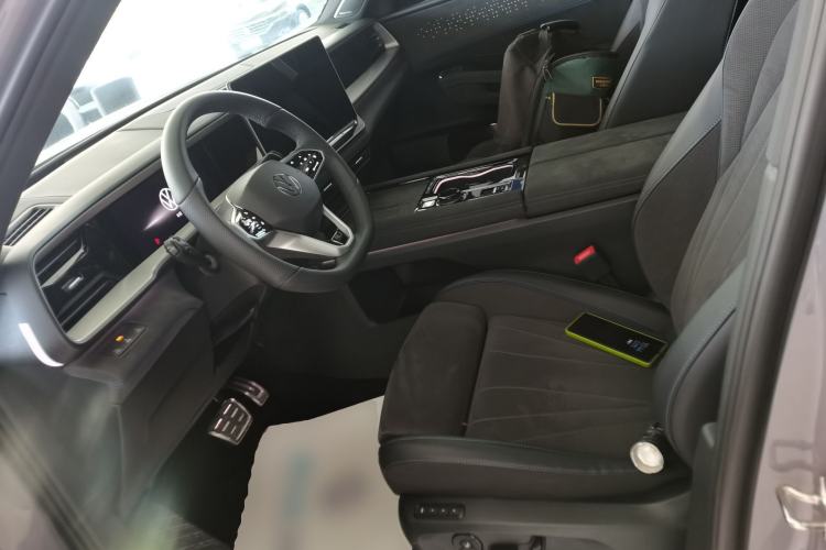 Used Volkswagen Teramont 2025 Tiguan Pro 450TSI Four-Wheel Drive Summit Edition Left Front Seat