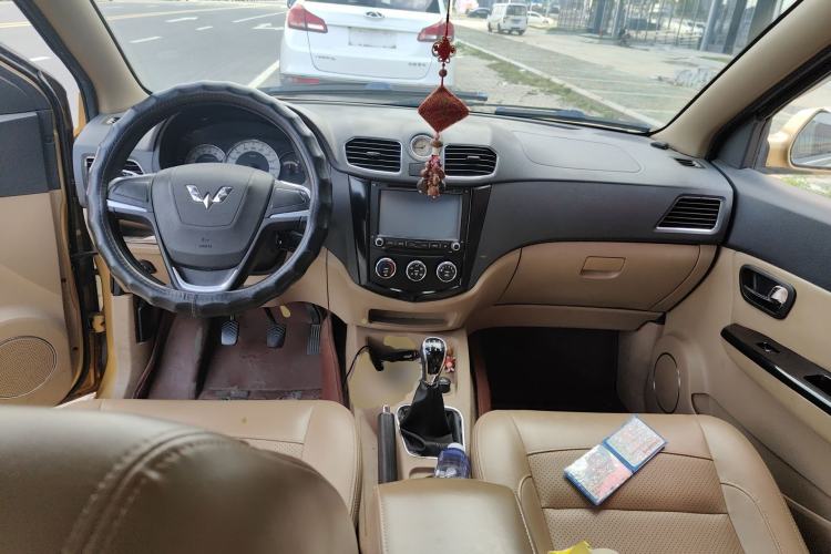 Used Wuling Hongguang 2013 1.5L S Comfort Model