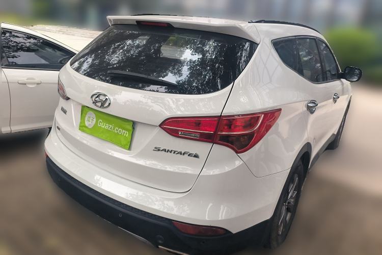 Used Hyundai Santa Fe 2013 2.4L Automatic Two-Wheel Drive Smart Version Rear Right 45 Deg