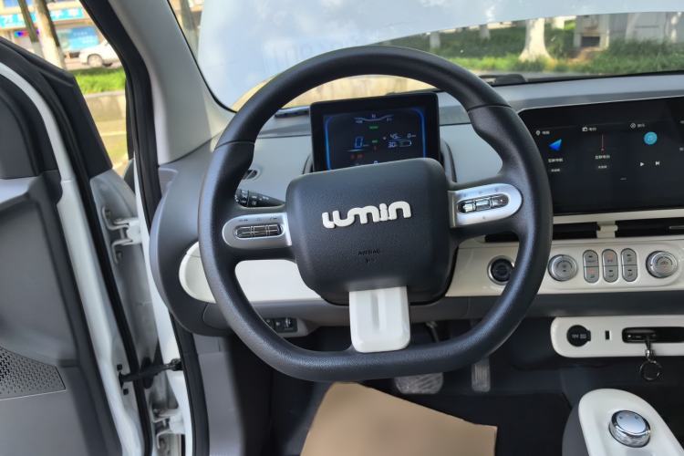 Used CHANGAN NEVO Lumin 2022 155 km – Refreshingly Sweet Edition Steering Wheel