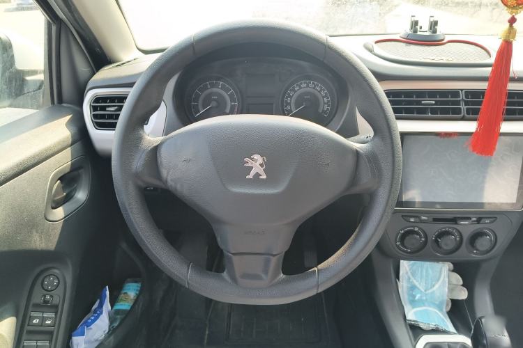 Used Peugeot 301 2016 1.6L Manual Comfort Edition
