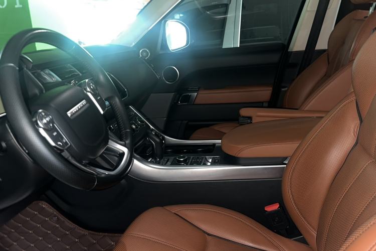 Used Land Rover Range Sport 2016 3.0 SC V6 HSE DYNAMIC Interior 8