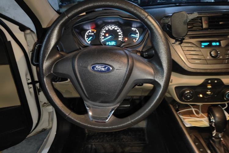 Used Ford Escort 2017 1.5L Automatic Comfort Model Steering Wheel