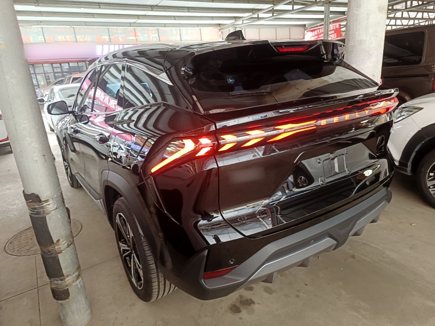 Geely Galaxy L7 2023 1.5T 115 km MAX — снимка 4