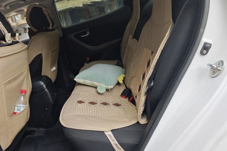 Used Hyundai Elantra (5th Generation / Langdong) 2015 1.6L Manual Leading Model