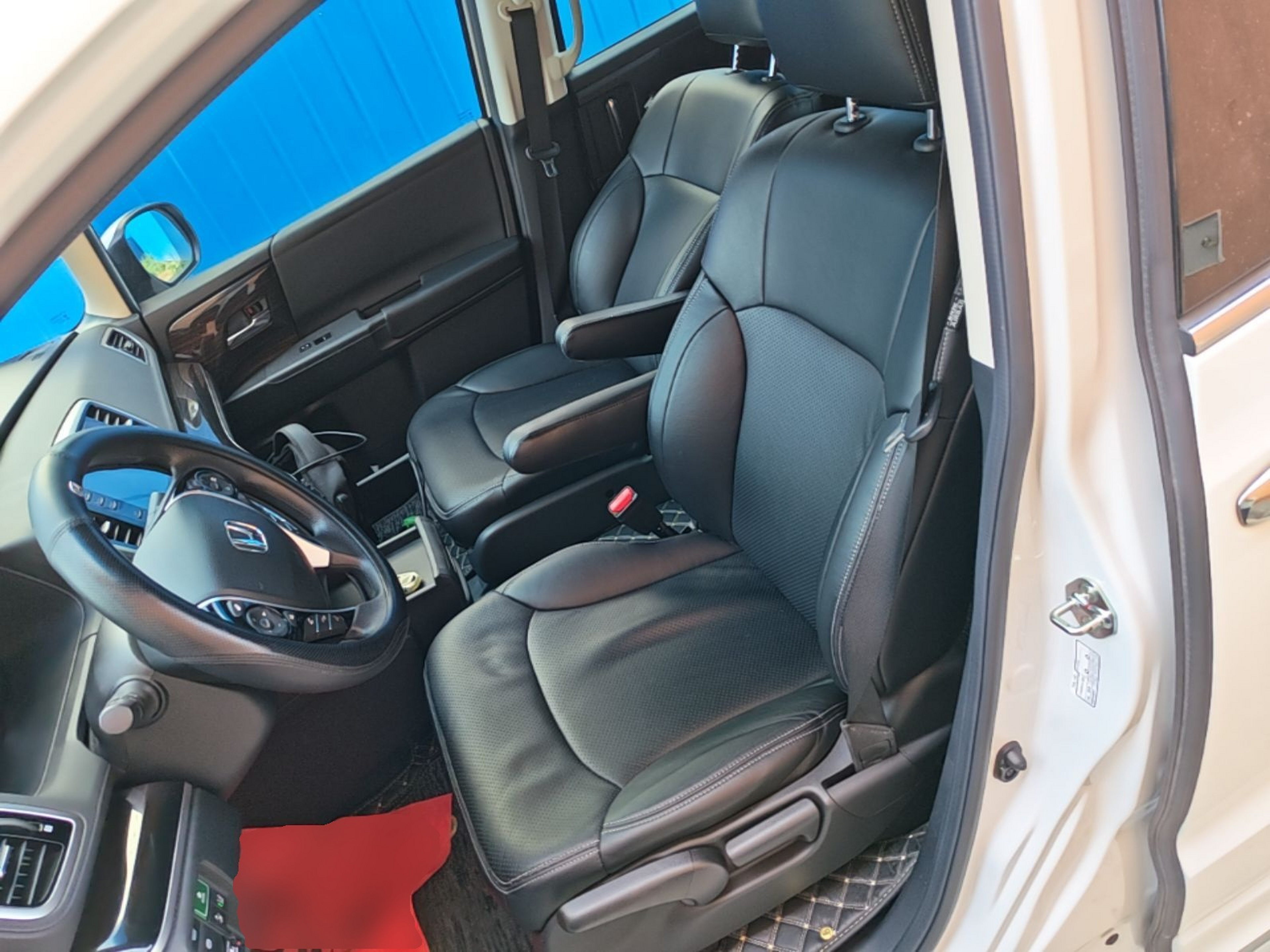 Interior delantero