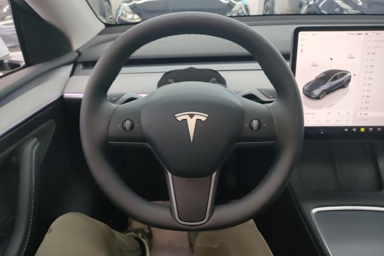 Used Tesla Model Y 2024 Rear-Wheel-Drive Version Steering Wheel