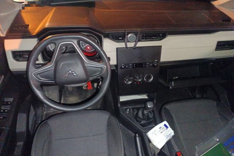 Used Wuling Hongguang PLUS 2019 1.5T Manual Comfort Version 7 Seats