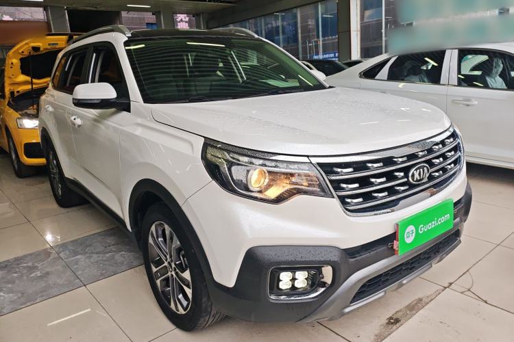 Used Kia Sportage R 2019 2.0L Automatic Smart Luxury Edition Front Right 45 Deg