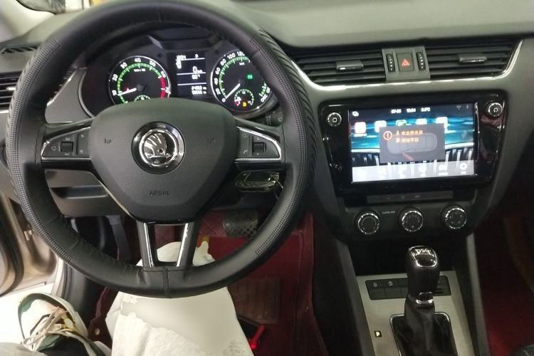 Used Skoda Octavia 2019 TSI230 DSG Comfort Edition
