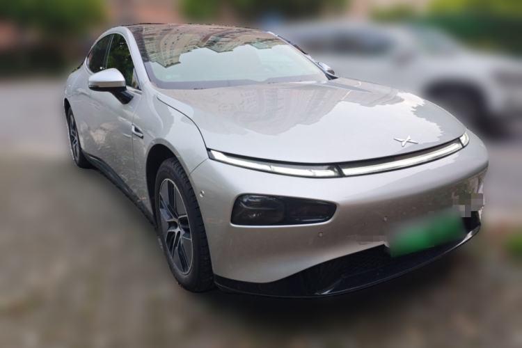 Used XPeng P7 2024 P7i 550 Max Front Right 45 Deg