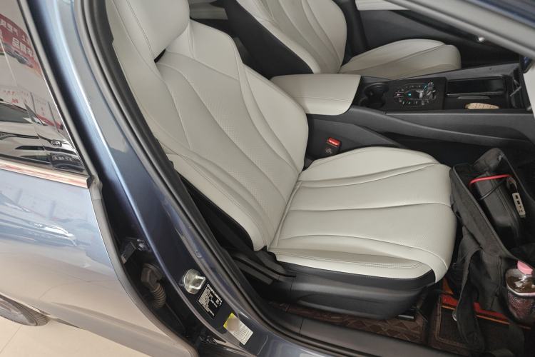 Used BYD Seal 06 New Energy 2025 DM-i Smart Drive 80KM Luxury Model Right Front Seat