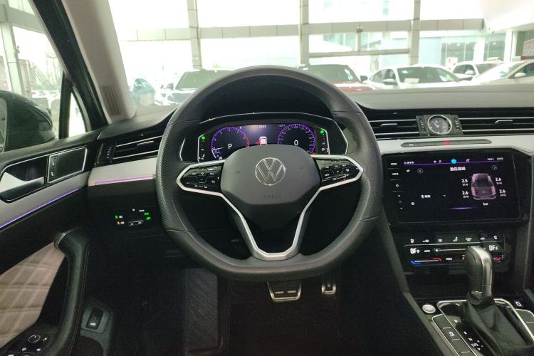 Used Volkswagen Magotan 2023 2 Million Units Commemorative Edition 330TSI DSG Luxury Version