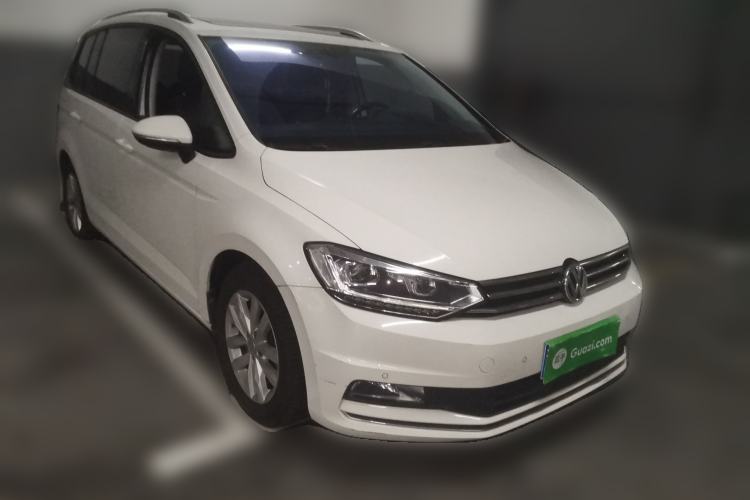 Used Volkswagen Touran 2018 Volkswagen Touran L 280TSI DSG Comfort Edition 7 Seats China V Emission Standard Front Right 45 Deg