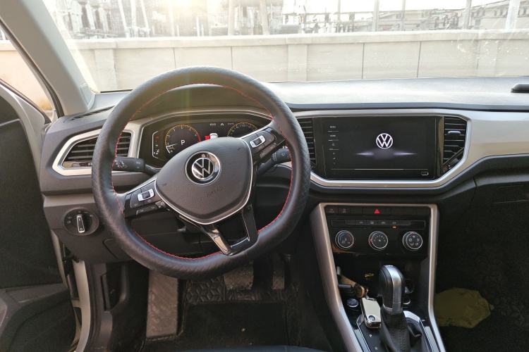Used Volkswagen T-ROC 2022 280TSI DSG Two-Wheel Drive Elite PLUS Steering Wheel