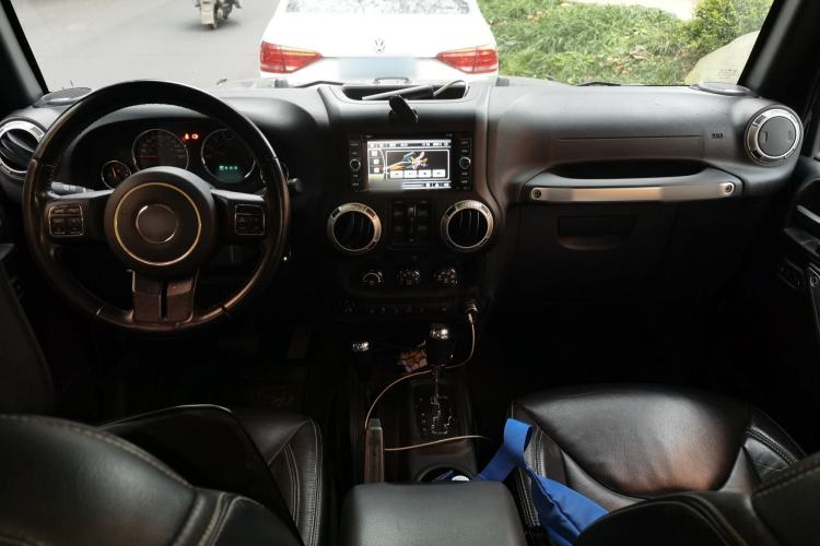 Used Jeep Wrangler 2017 3.0L Sahara Four-Door Comfort Edition
