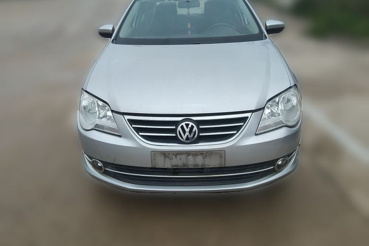Used Volkswagen Bora 2012 1.6L Manual Fashion Edition Front