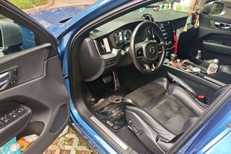 Used Volvo XC60 2018 T5 4x4 Zhiya Sport Edition
