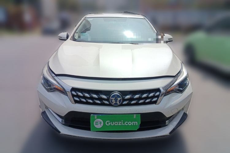 Used Venucia D60 2018 1.6L Manual Smart Connect Elite Edition Front