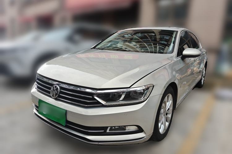 Used Volkswagen Magotan 2017 330TSI DSG Luxury Model