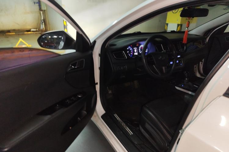 Used Hyundai Mistra 2014 1.8L Automatic Smart GLS
