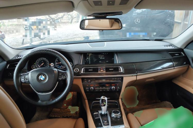 Used BMW 7 Series 2013 730Li Leading Model Center Console