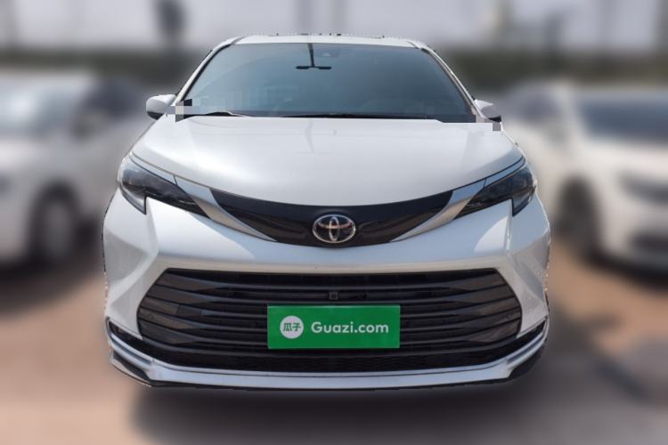 Used Toyota SIENNA 2024 2.5L Hybrid Four-Wheel Drive Prestige Edition Front