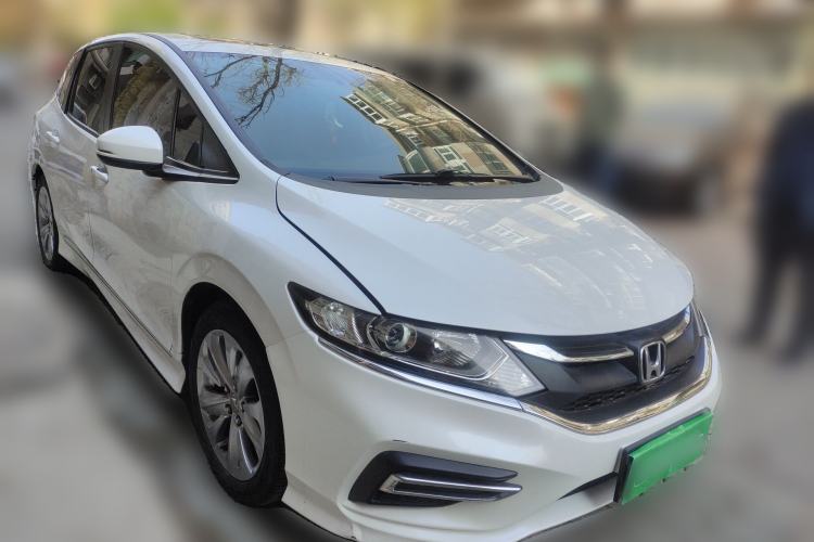 Used Honda Jade 2017 1.8L automatic Comfort version 5 seats

