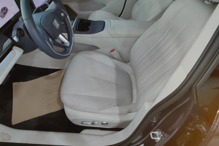 Used Buick L7 2025 Model Luxury Leisure Smart Driving Edition
