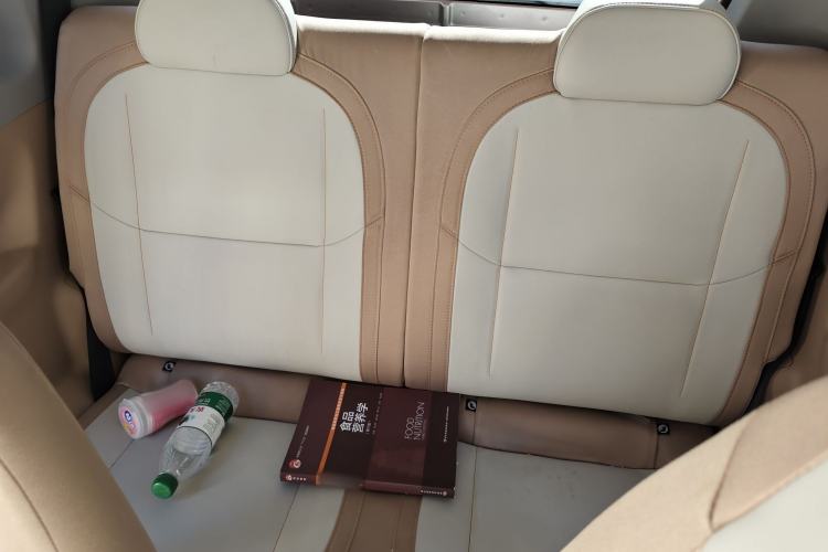 Used Geely Galaxy Panda 2024 Panda Mini 200km Endurance Bear Left Rear Seat