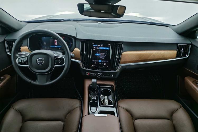 Used Volvo S90 New Energy 2024 Plug-in Hybrid Four-Wheel Drive Long-Range Zhiyi Luxury Edition Interior 6