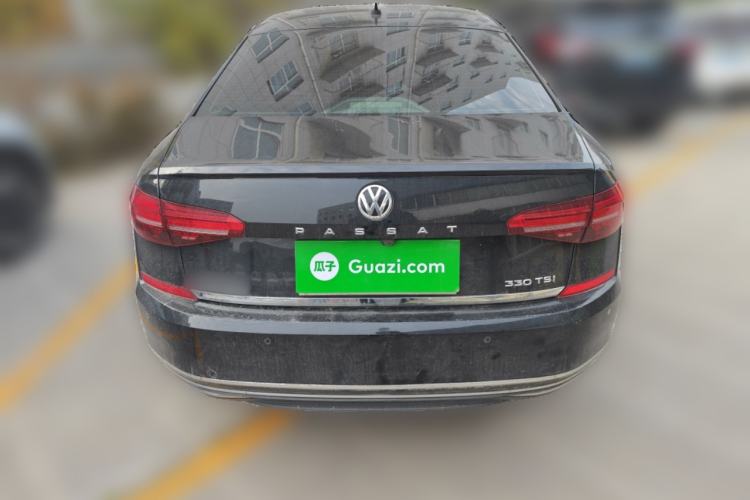 Used Volkswagen Passat 2019 330TSI Luxury Edition China VI Standard