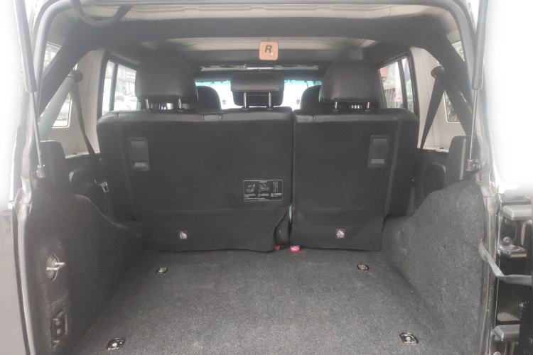 Used BAIC Off-Road BJ40 2016 40L 2.3T Automatic All-Wheel Drive Premium Edition Trunk