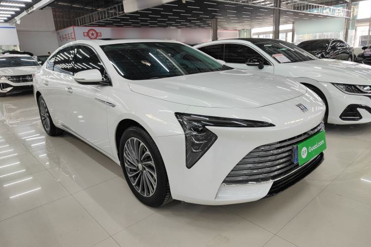 Used Buick LaCrosse 2023 28T Enjoyment Edition Front Right 45 Deg