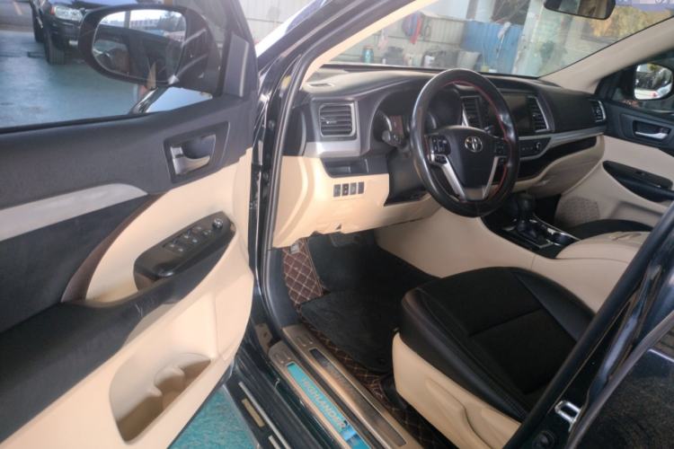 Used Toyota Highlander 2018 2.0T Four-Wheel Drive Elite Edition 7 Seats China VI Standard