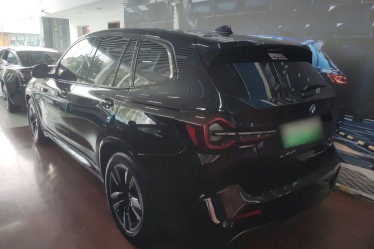 Used BMW iX3 2024 Leading Model
