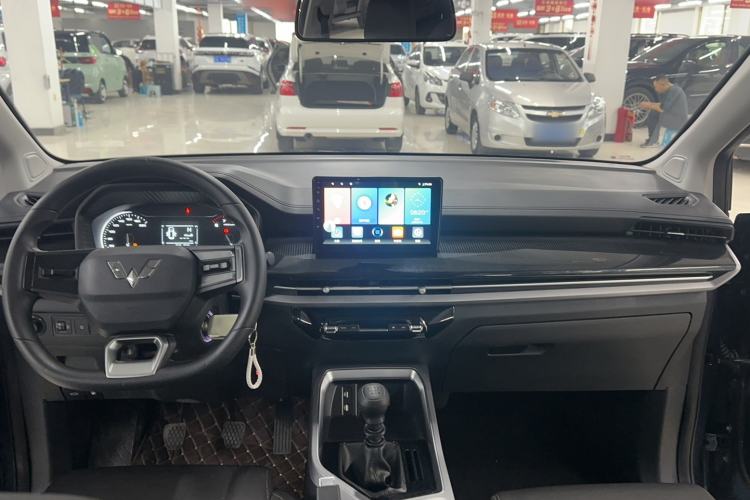 Used Wuling Jiachen 2022 1.5L Manual Enjoyment Elite Model