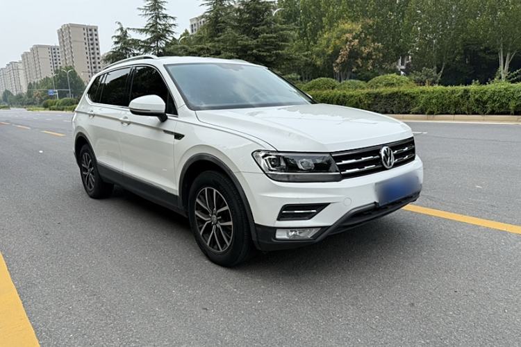 Used Volkswagen Tiguan L 2018 280TSI Automatic Two-Wheel Drive Comfort Edition