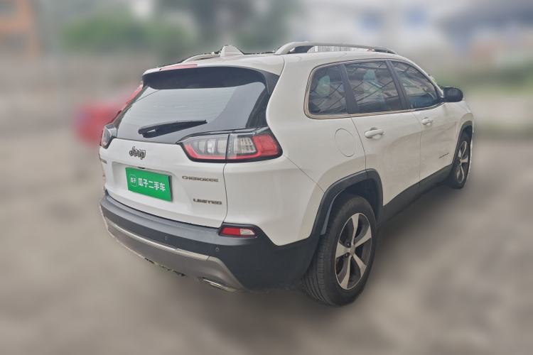 Used Jeep Cherokee 2019 2.0T 2WD Enjoyment Edition China V Rear Right 45 Deg