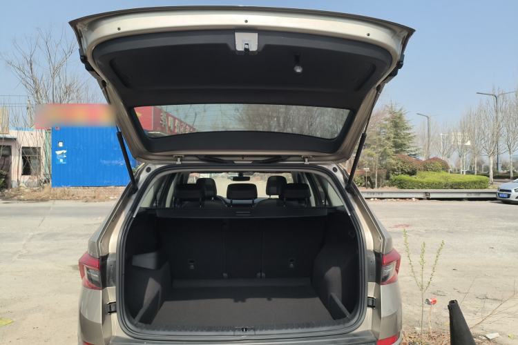 Used Skoda Kodiaq 2018 Facelifted TSI330 5-Seater Two-Wheel-Drive Luxury Enjoyment Edition
