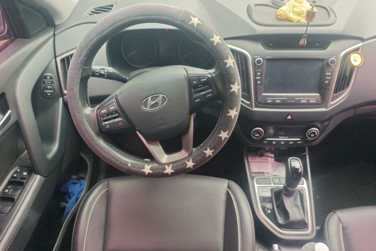 Used Hyundai ix25 2015 1.6L Automatic Two-Wheel-Drive Deluxe DLX Model Steering Wheel