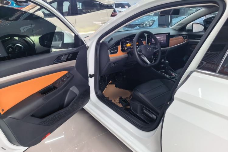 Used Volkswagen Bora 2024 280TSI DSG Comfort Edition
