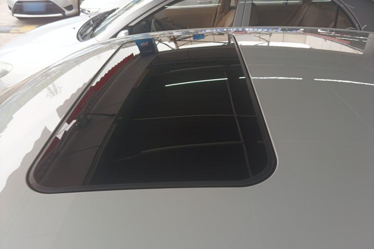 Used Volkswagen Bora 2018 1.5L Automatic Comfort Model Roof