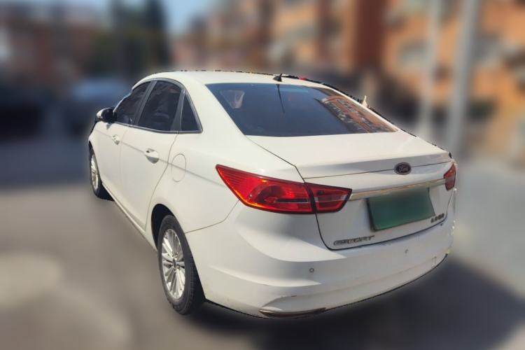 Used Ford Escort 2015 1.5L Automatic Comfort Edition
