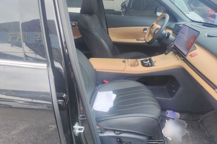 Used Geely Galaxy Xingjian 7 EM-i 2025 120km Exploration+ Version Right Front Seat