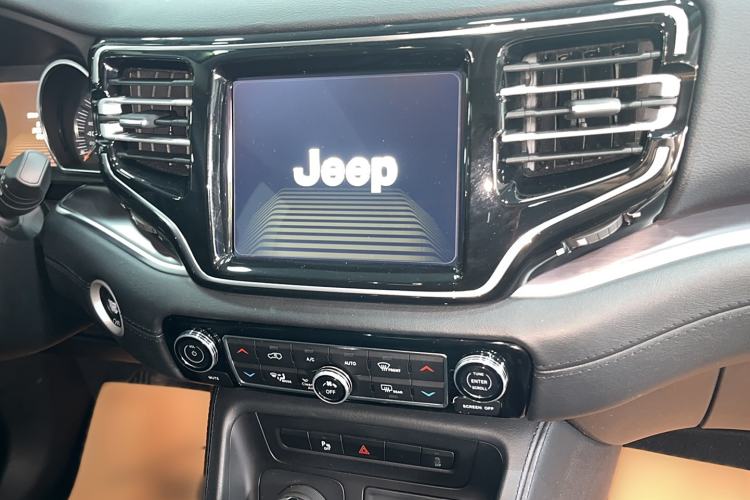 Used Jeep Grand Commander 2018 2.0T Four-Wheel Drive Premium Edition
