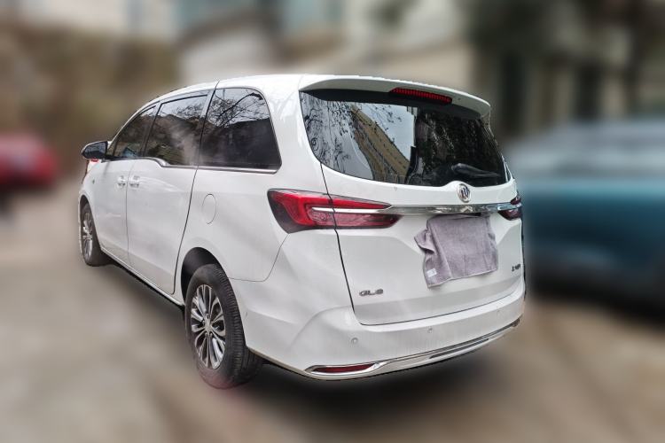 Used Buick GL8 2023 Land Executive Class Comfort Model