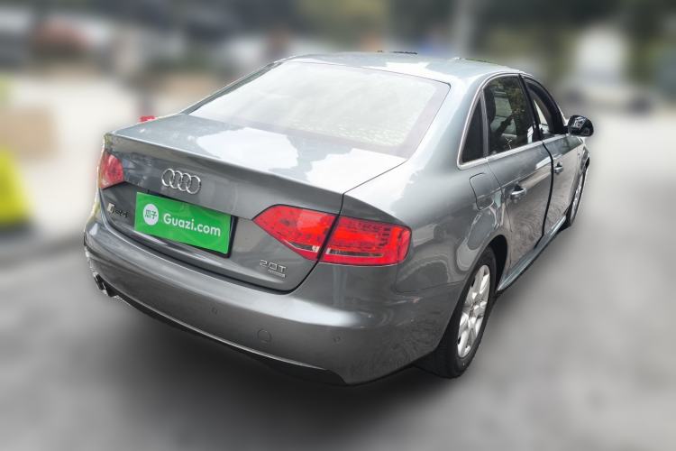 Used Audi A4L 2012 2.0 TFSI automatic standard version